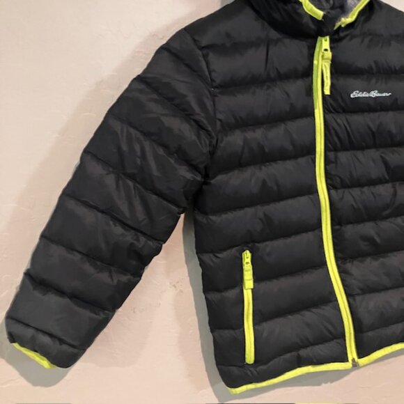 EDDIE BAUER Down Hooded Puffer Coat Boy's Black Green Reversible Size XS 5/6 - Picture 4 of 16